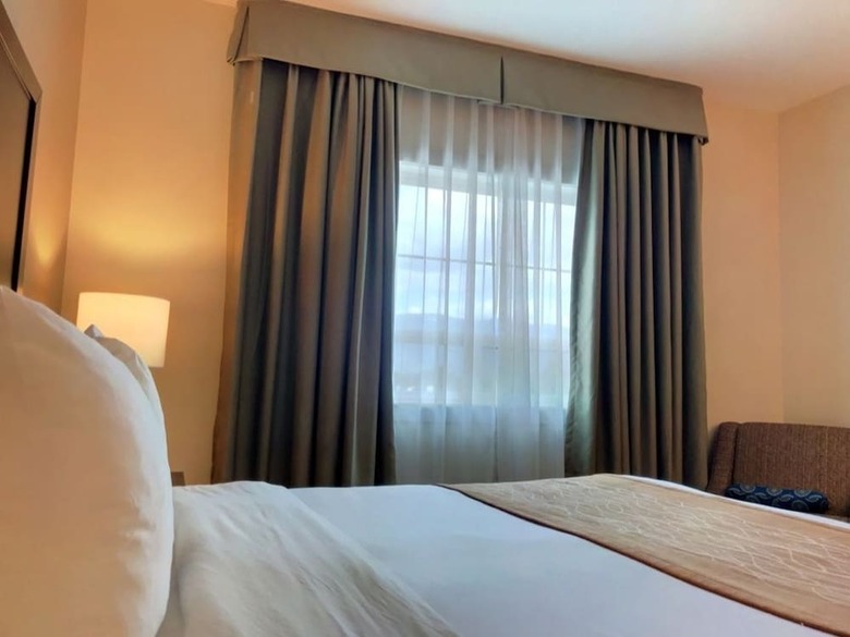 Hotel Comfort Inn & Suites