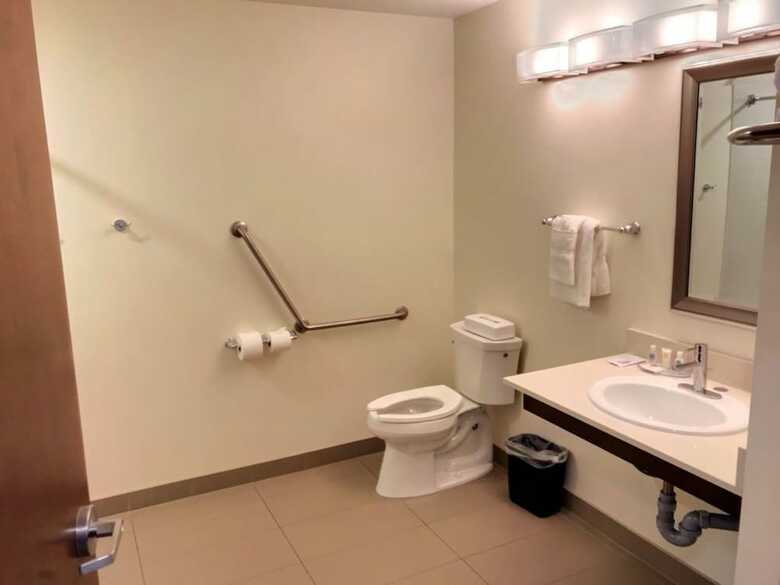 Hotel Comfort Inn & Suites