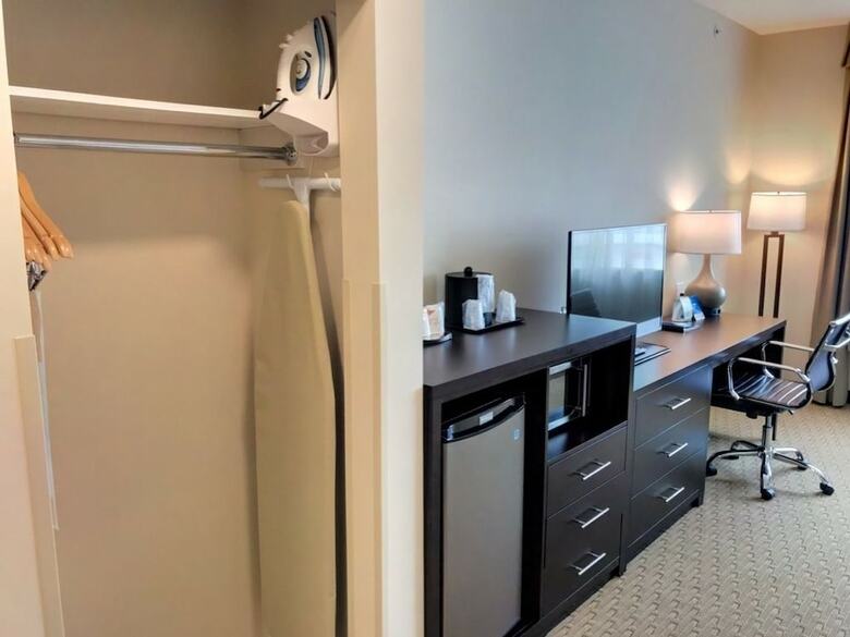 Hotel Comfort Inn & Suites