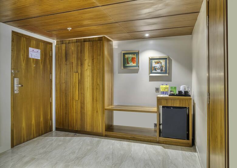 Hotel Holiday Inn Kolkata Airport