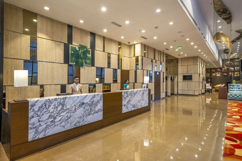 Hotel Holiday Inn Kolkata Airport