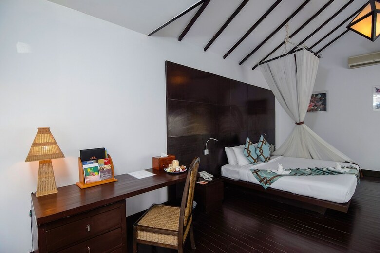 Hotel Bay Of Bengal Resort