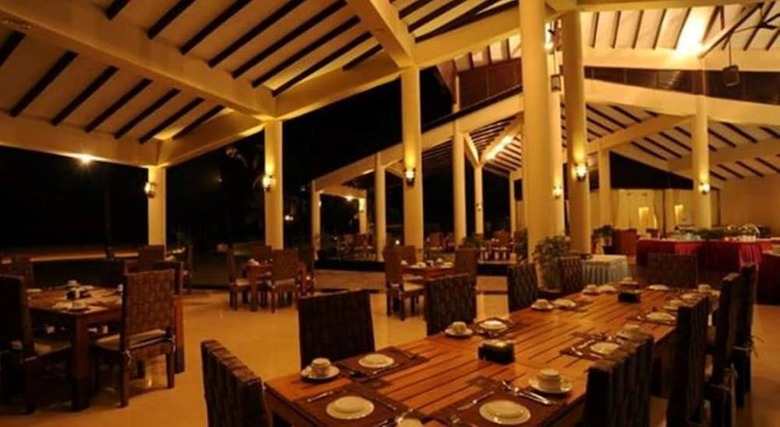 Hotel Bay Of Bengal Resort