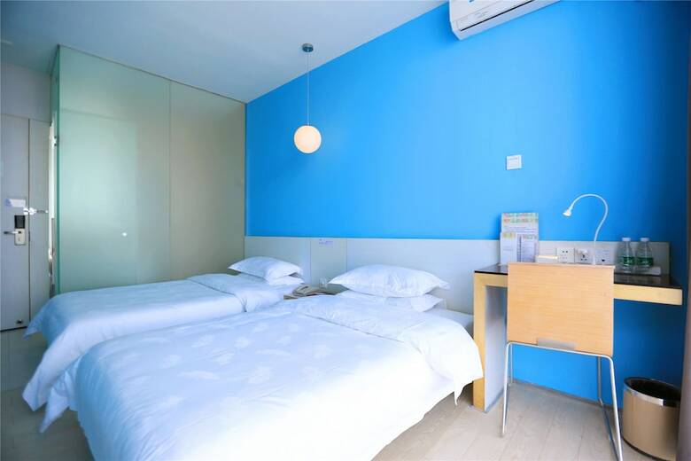 Hotel Colour Inn Shenzhen Dongmen Branch