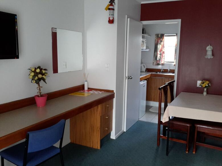 Papakura Pioneer Motor Lodge And Motel