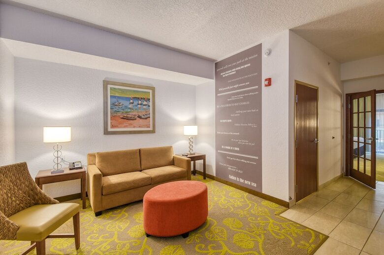 Hotel TRYP By Wyndham Sebastian Saint Augustine