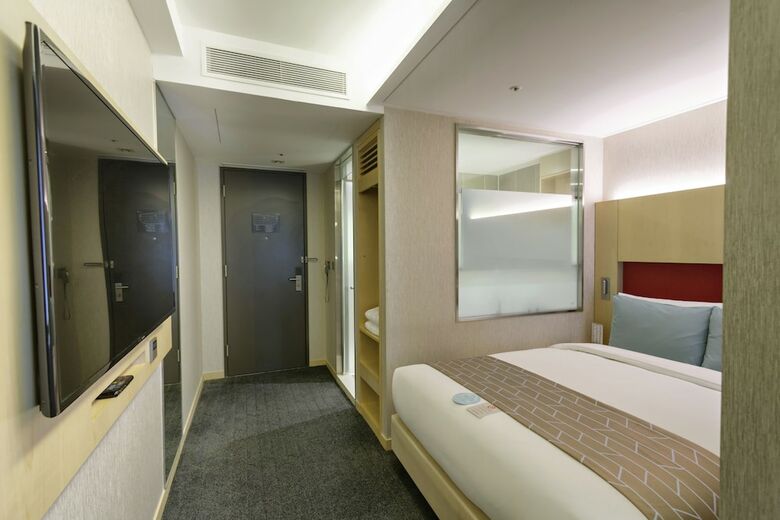 Afirst Hotel Myeongdong