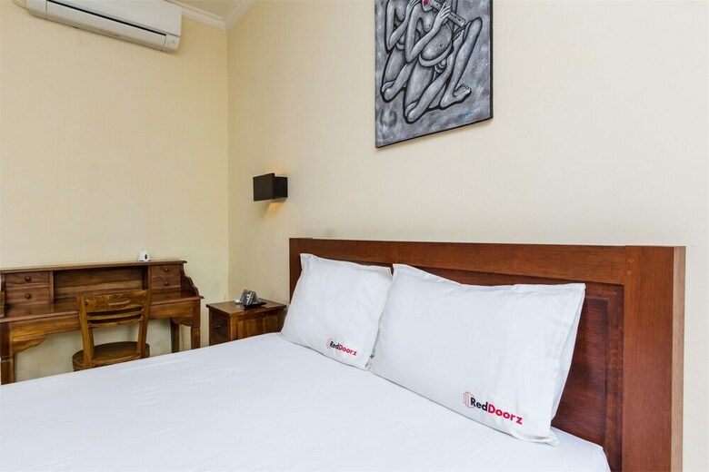 Hotel Reddoorz @ Danau Tamblingan Sanur