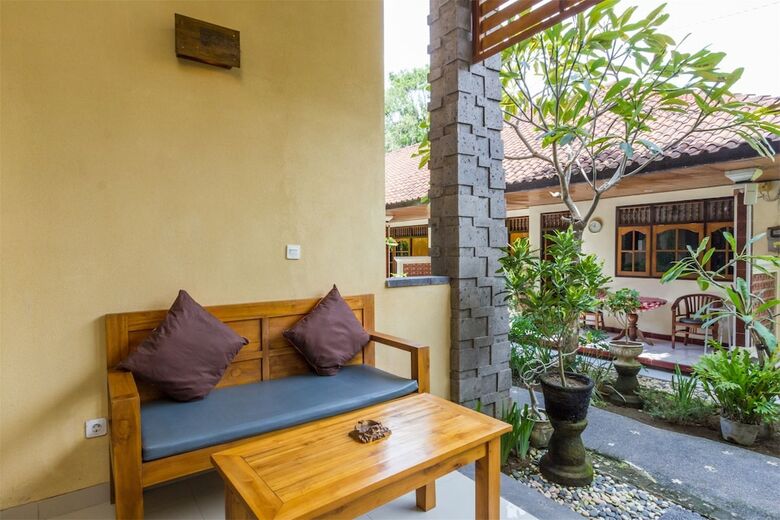 Hotel Reddoorz @ Danau Tamblingan Sanur