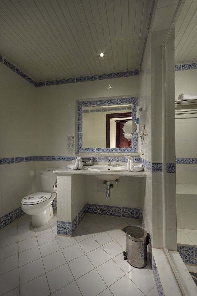 Hotel Mazar Resort & Spa