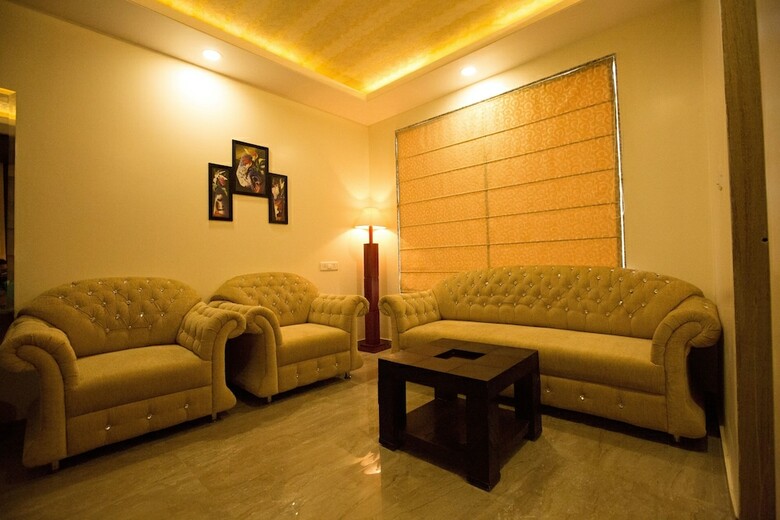 Hotel White Mushroom Jaipur V-inn