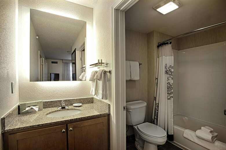 Hotel Residence Inn By Marriott Neptune At Gateway Center