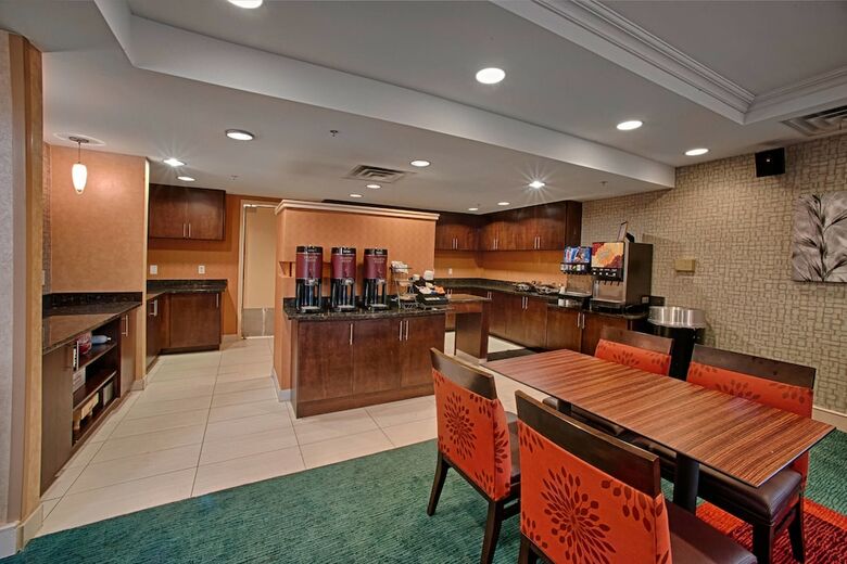 Hotel Residence Inn By Marriott Neptune At Gateway Center