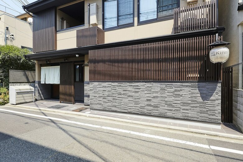 Apartamentos Rinn Nijo Castle