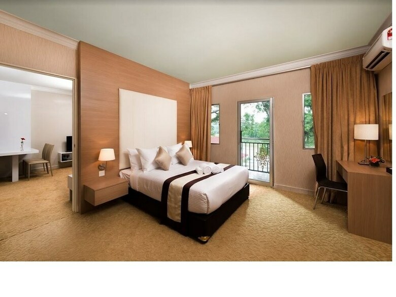 Hotel Lanai Casuarina Cempaka Sari