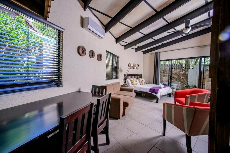 Hotel Zebrina Guest House
