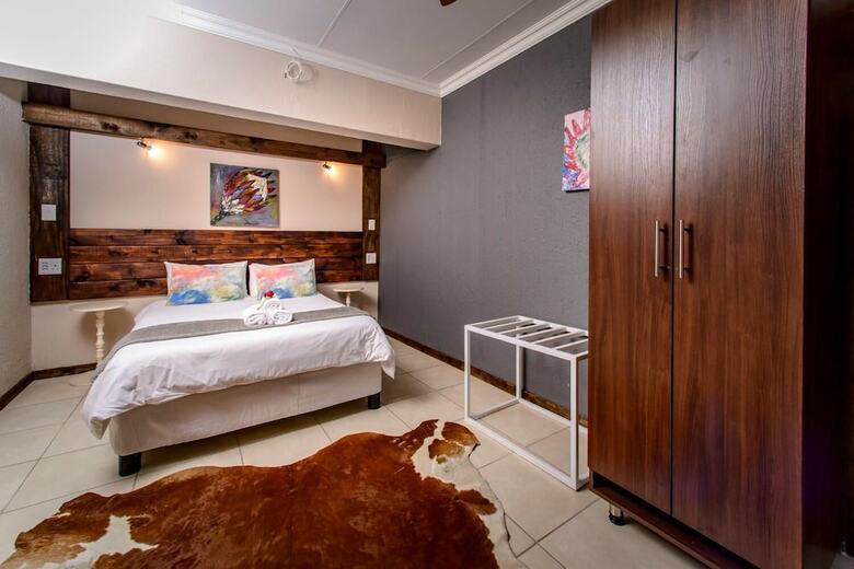 Hotel Zebrina Guest House