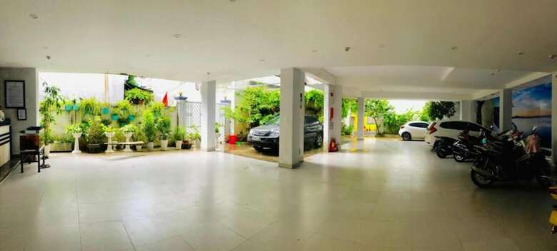 Gold House Hotel