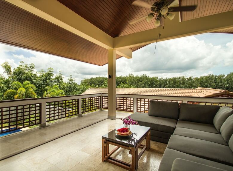 Aonanta Pool Villas