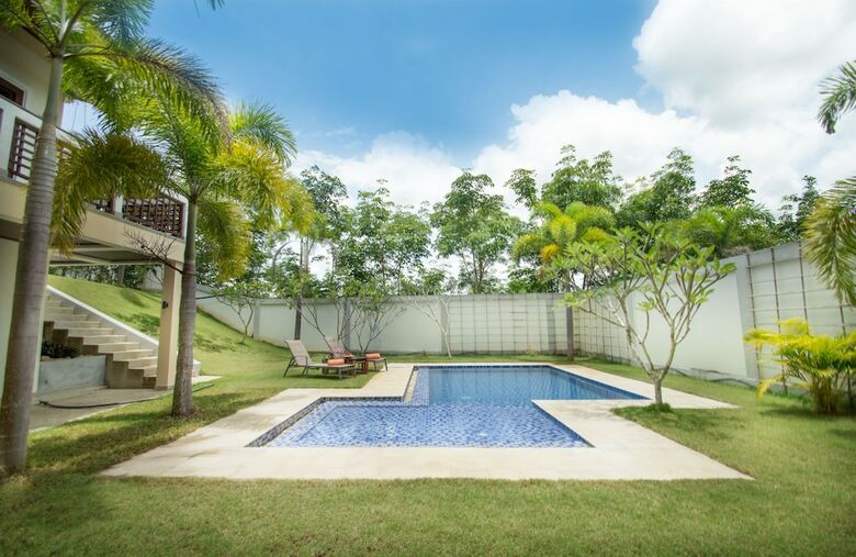 Aonanta Pool Villas
