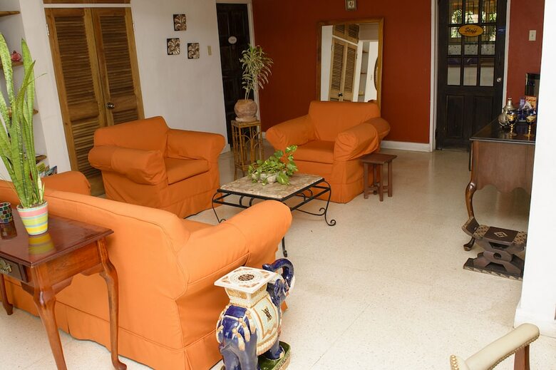 Mynt Retreat Bed And Breakfast