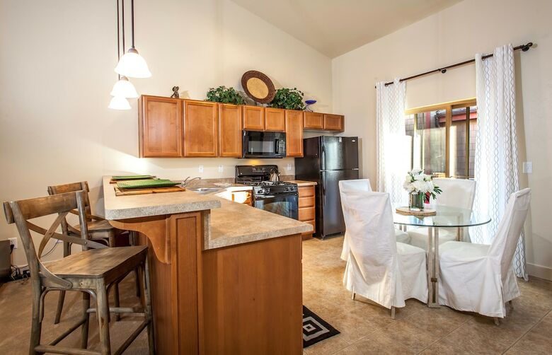 Bear Hollow Village By All Seasons Resort Lodging
