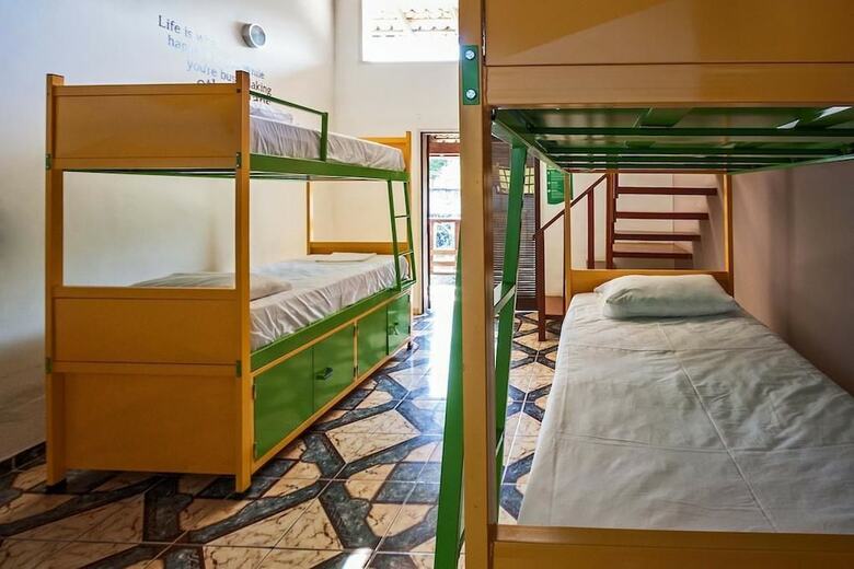 Hostal Pousada Tubes