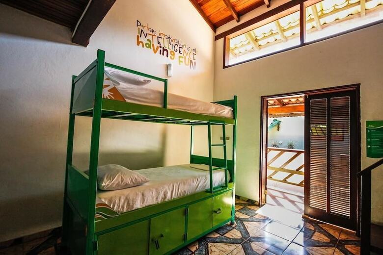 Hostal Pousada Tubes