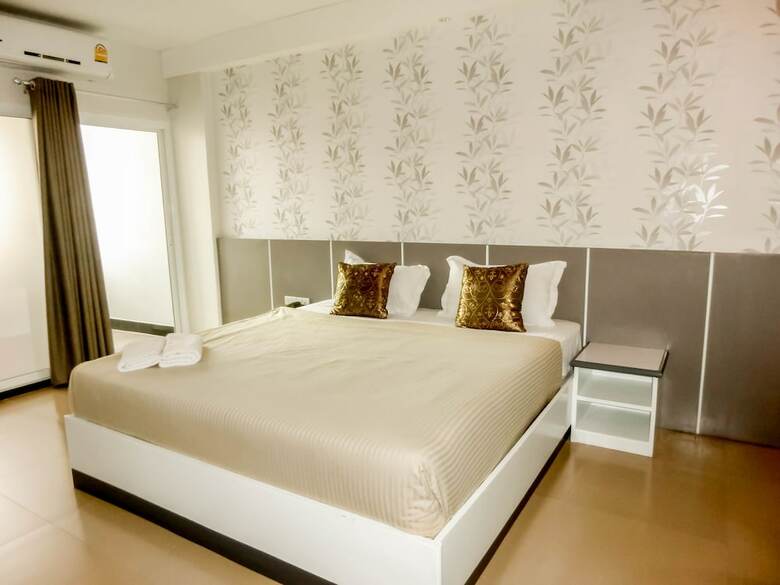 Hotel The Premium Residence