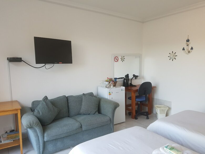 Hotel Melkbosch Guesthouse