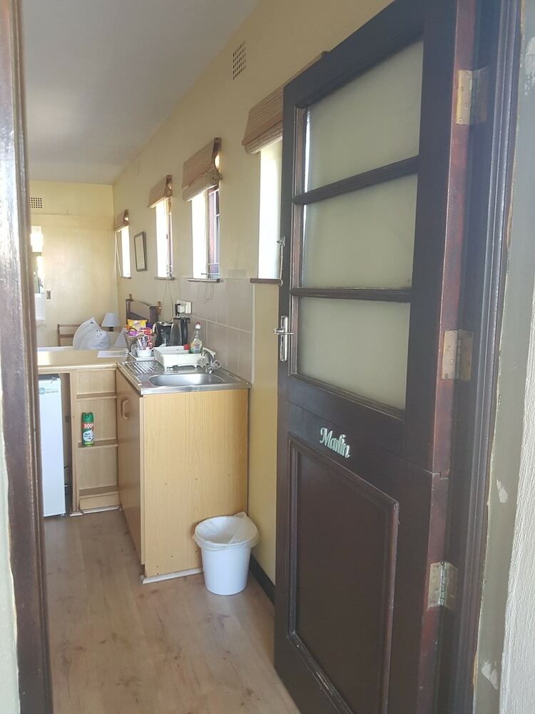 Hotel Melkbosch Guesthouse