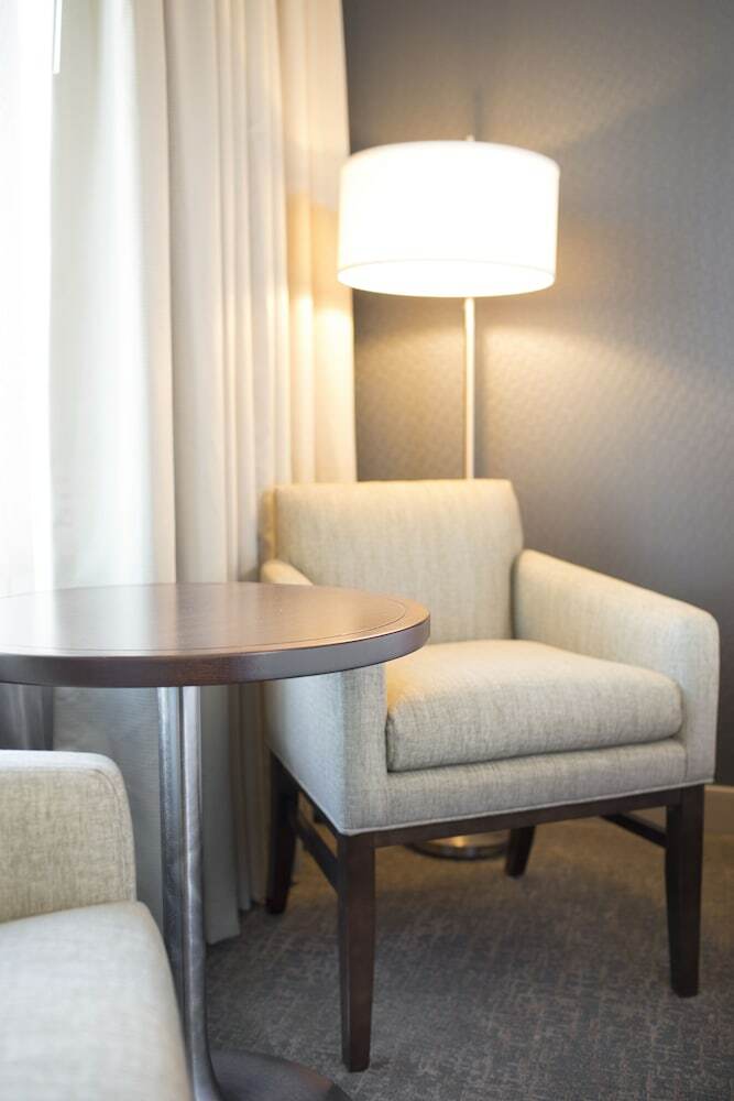 Hotel Doubletree By Hilton Minneapolis University Area
