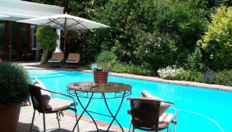 Hotel Fernwood Manor