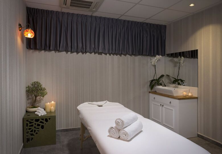 Hotel Ramada By Wyndham Nazareth