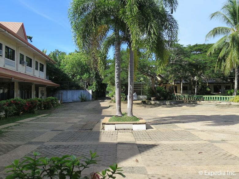 Hotel Bohol Divers Resort