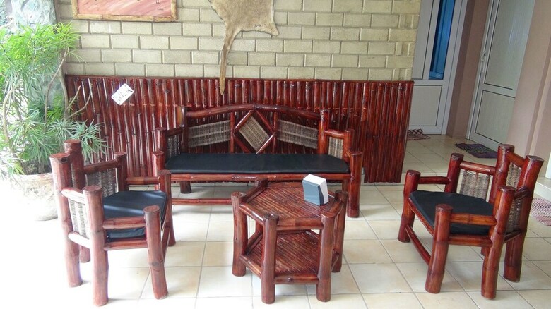 Hotel Mb's Garden Inn