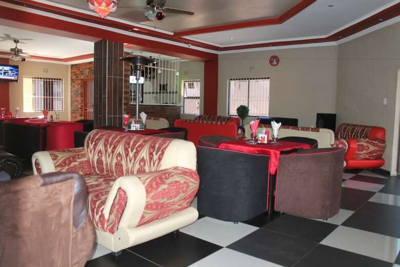 Hotel Miraton Guest Lodge