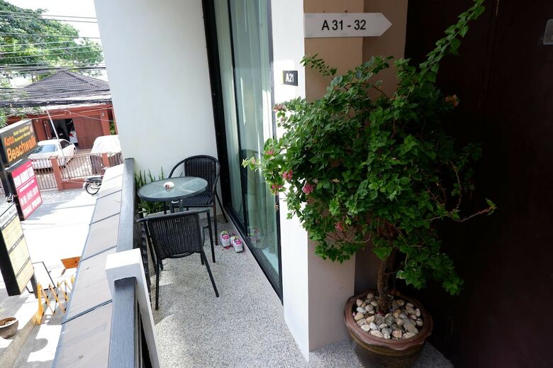 Kata Beachwalk Hotel And Bungalows