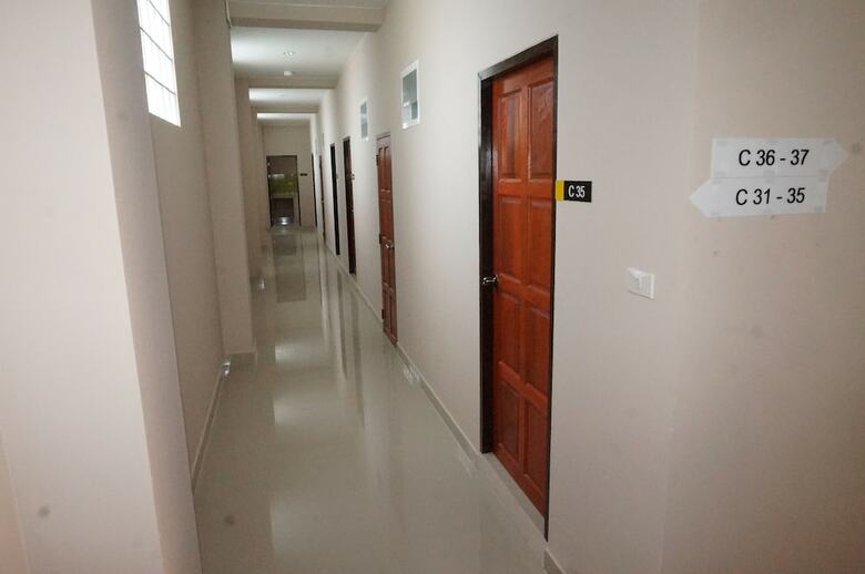 Kata Beachwalk Hotel And Bungalows