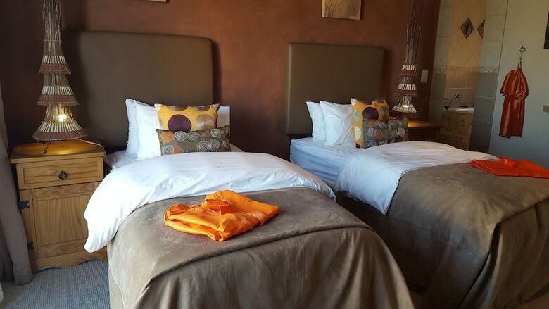 Hotel Kumbaya House