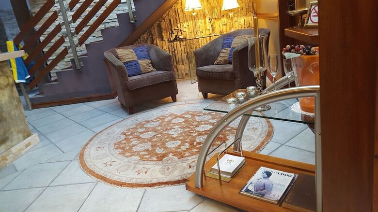 Hotel Kumbaya House