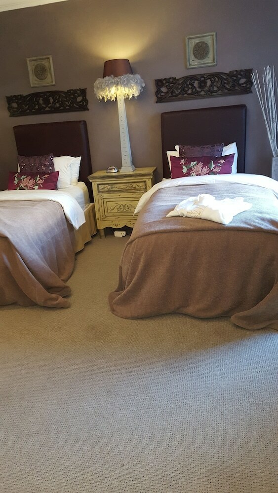 Hotel Kumbaya House