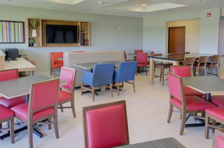 Holiday Inn Express Hotel & Suites Le Mars