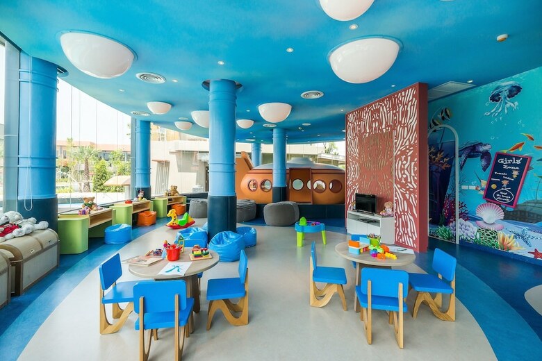 Hotel Avani+ Hua Hin Resort