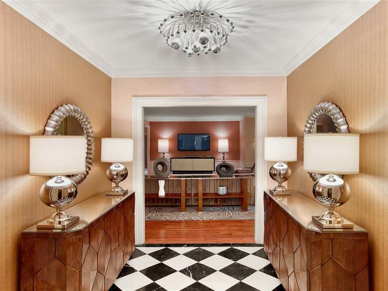 Sheraton New York Times Square Hotel