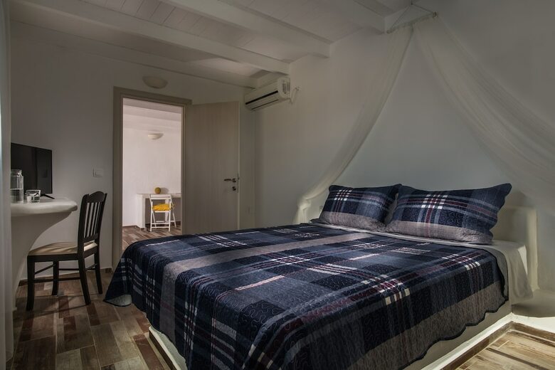 Hotel Alexandros Village