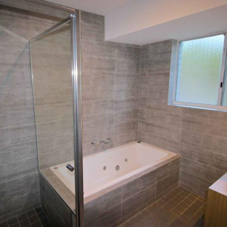 Quays Hotel