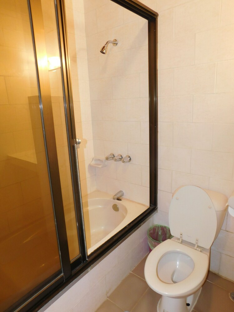 Hotel G.a.u. Mechang Lagoon Resort
