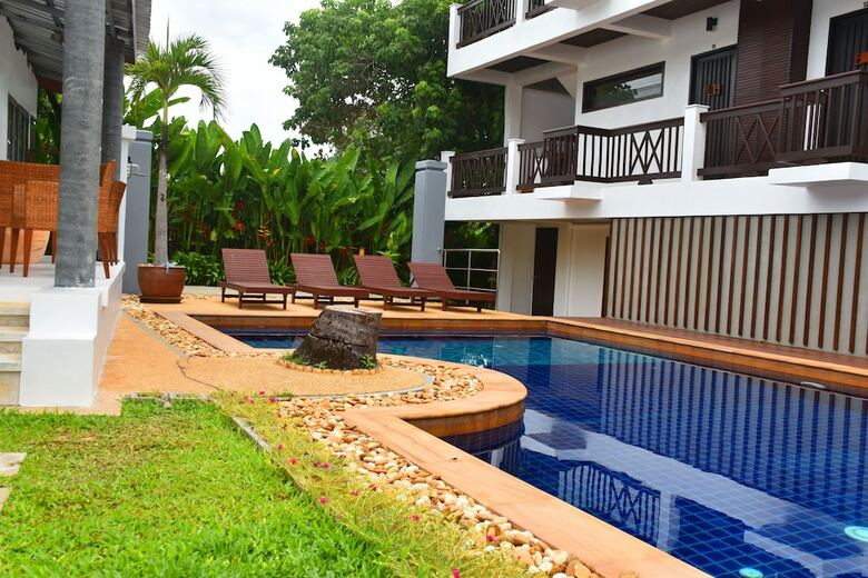 Hotel Oyo 936 Samui Mekkala Resort