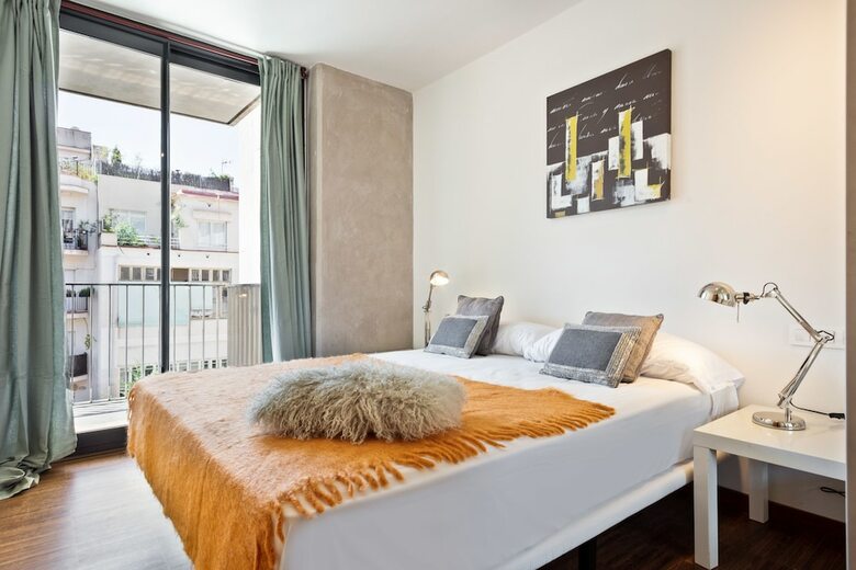 My Space Barcelona Executive Apartments Center